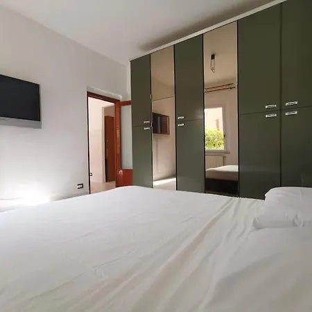 Apartment Relax Con Doccia Emozionale *