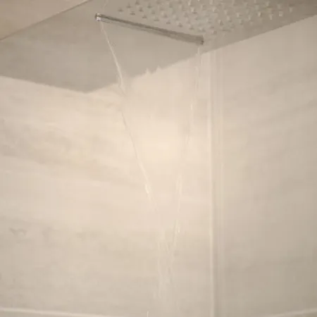 Relax Con Doccia Emozionale Apartment *