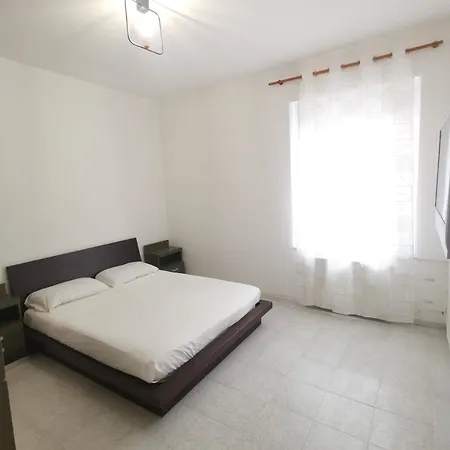 Apartment Relax Con Doccia Emozionale *